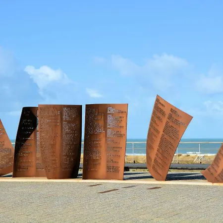 Modern Holiday Home In Katwijk Aan Zee Near Beach *